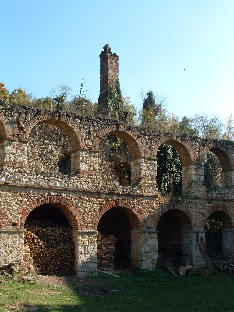 Фотографија из галерије Манастира Кувеждин, 2005 (12)